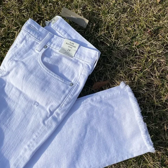 NWT J Crew White Slim Boyfriend Jean with raw hem - Picture 6 of 13